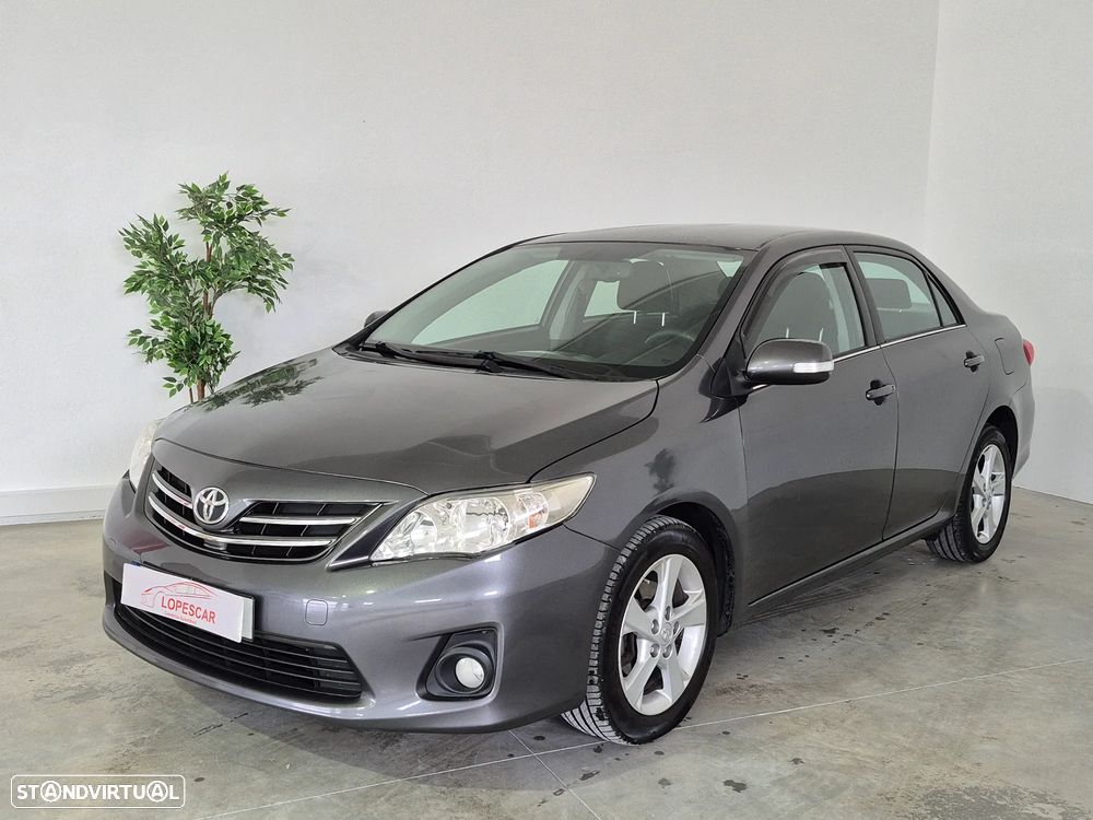 Toyota Corolla 1.4 D-4D Exclusive - 1