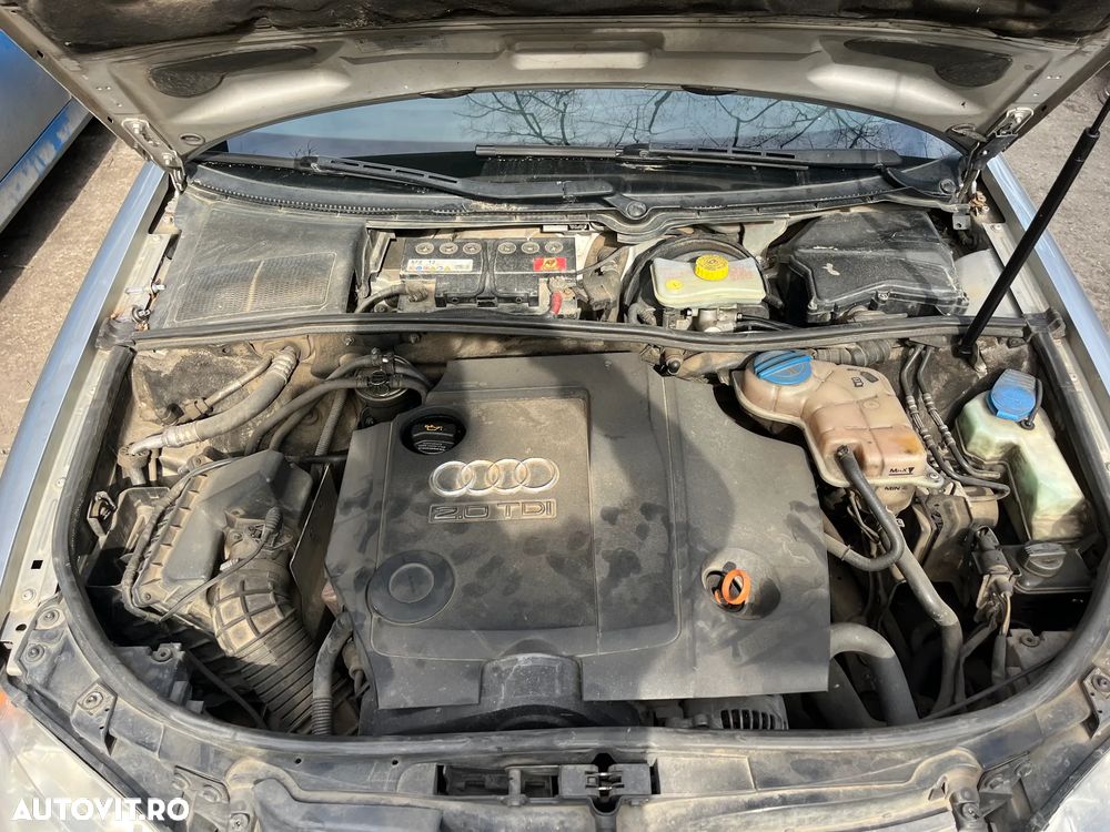 Dezmembrez Audi A4 B7 berlina gri argintiu 2.0 TDI 140CP BLB/BRE 2006 - 11