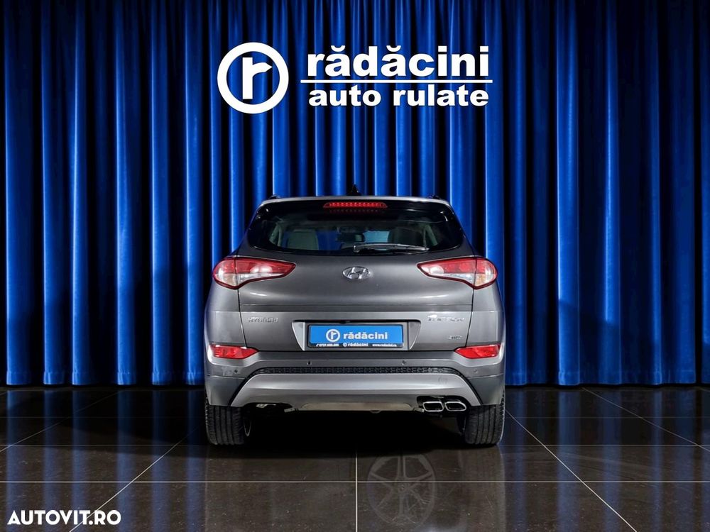 Hyundai Tucson 2.0 CRDI 4WD 6AT Style - 2