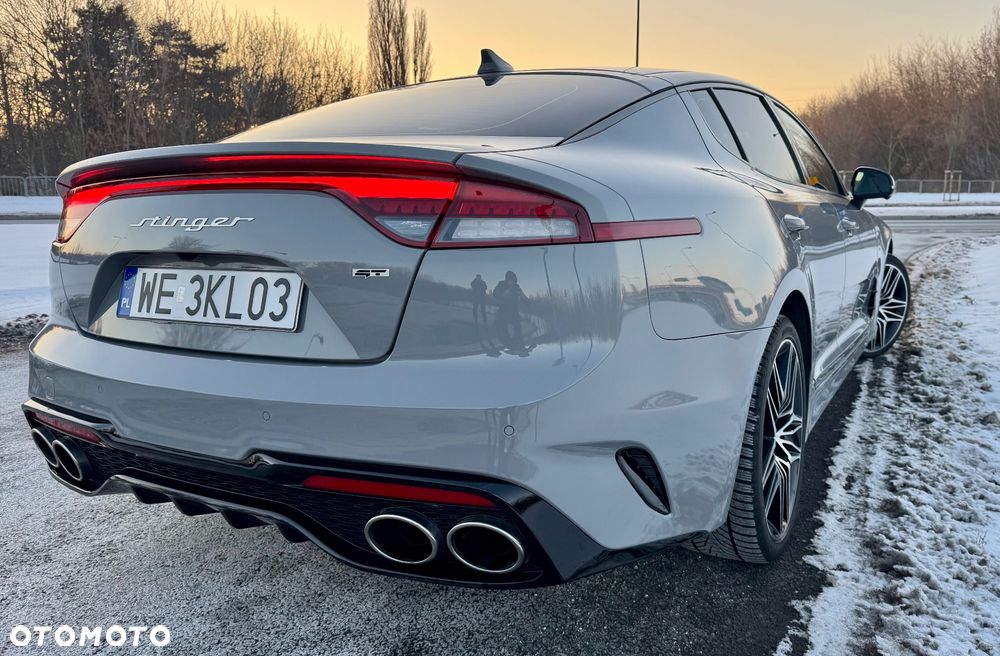 Kia Stinger - 4