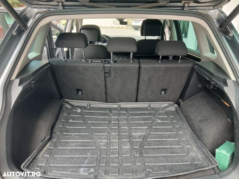 Volkswagen Tiguan 2.0 TDI DPF DSG 4Mot Comfortline - 11