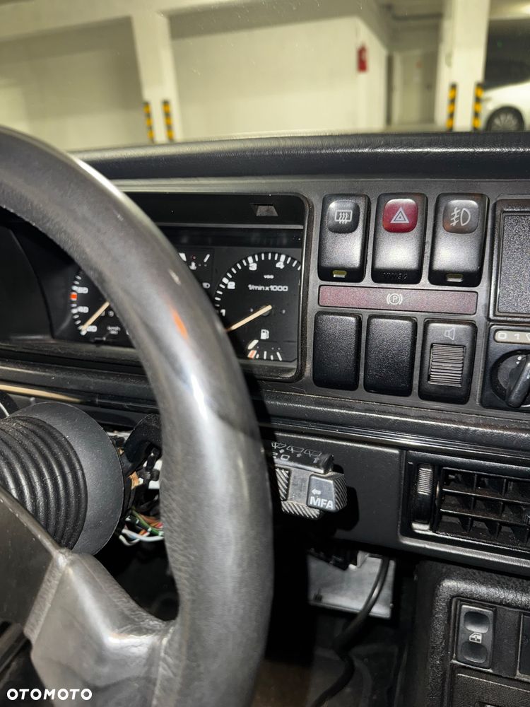 Volkswagen Golf 1.8 GT - 6