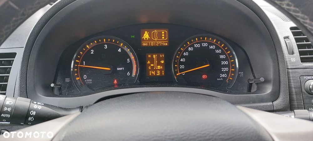 Toyota Avensis 2.2 D-4D Sol Plus NAVI - 19