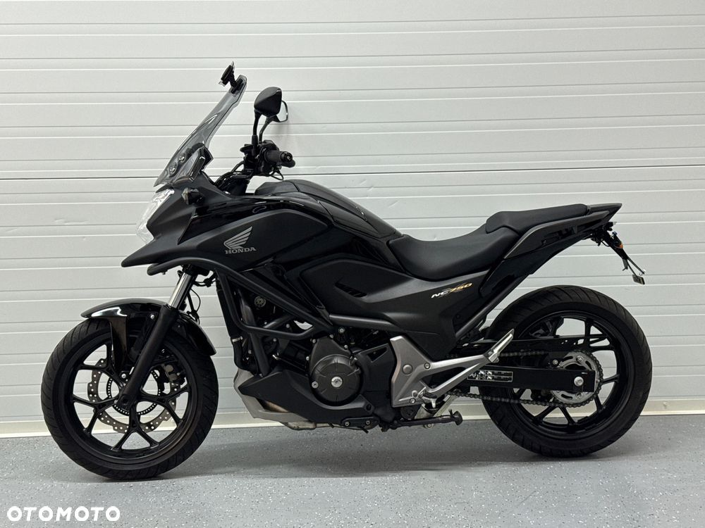 Honda NC - 22