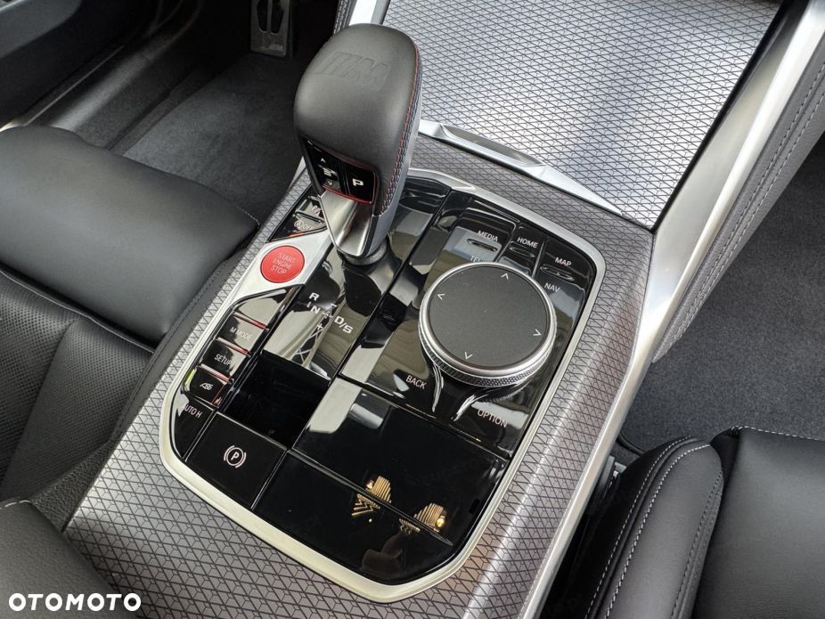 BMW M3 Competition xDrive sport - 12