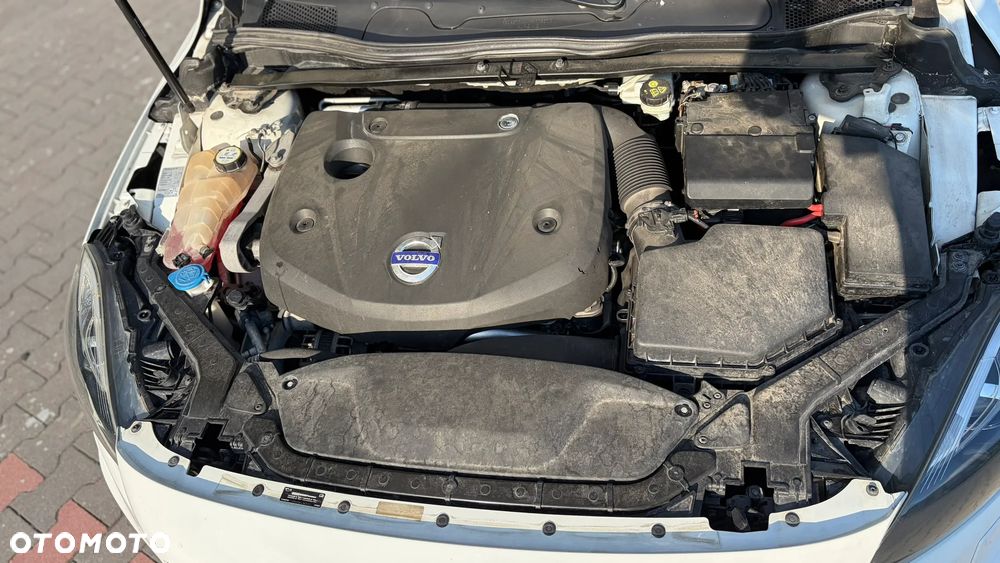 Volvo V40 D4 RDesign - 10