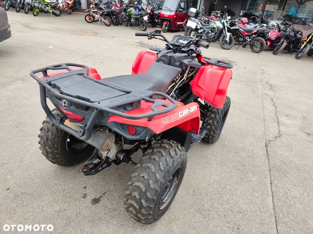 Can-Am Outlander - 8