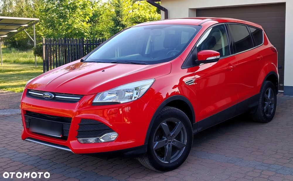 Ford Kuga 1.5 EcoBoost 2x4 Trend - 2
