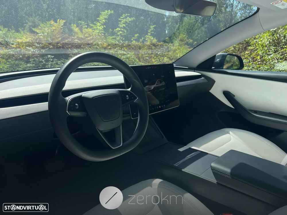 Tesla Model 3 Standard RWD - 9