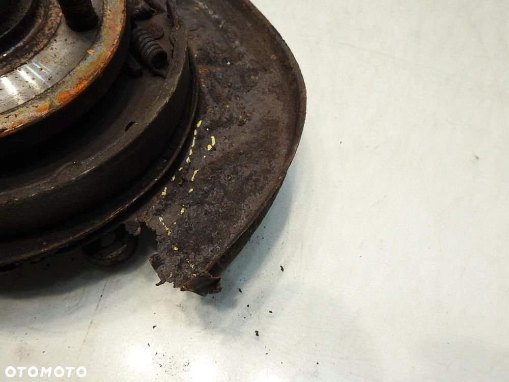 ZWROTNICA PIASTA PRAWY TYŁ LAND ROVER DISCOVERY III 2.7 V6 - 3