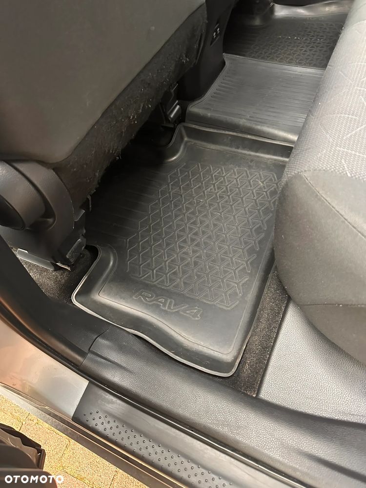 Toyota RAV4 2.0 Comfort 4x2 MS - 37