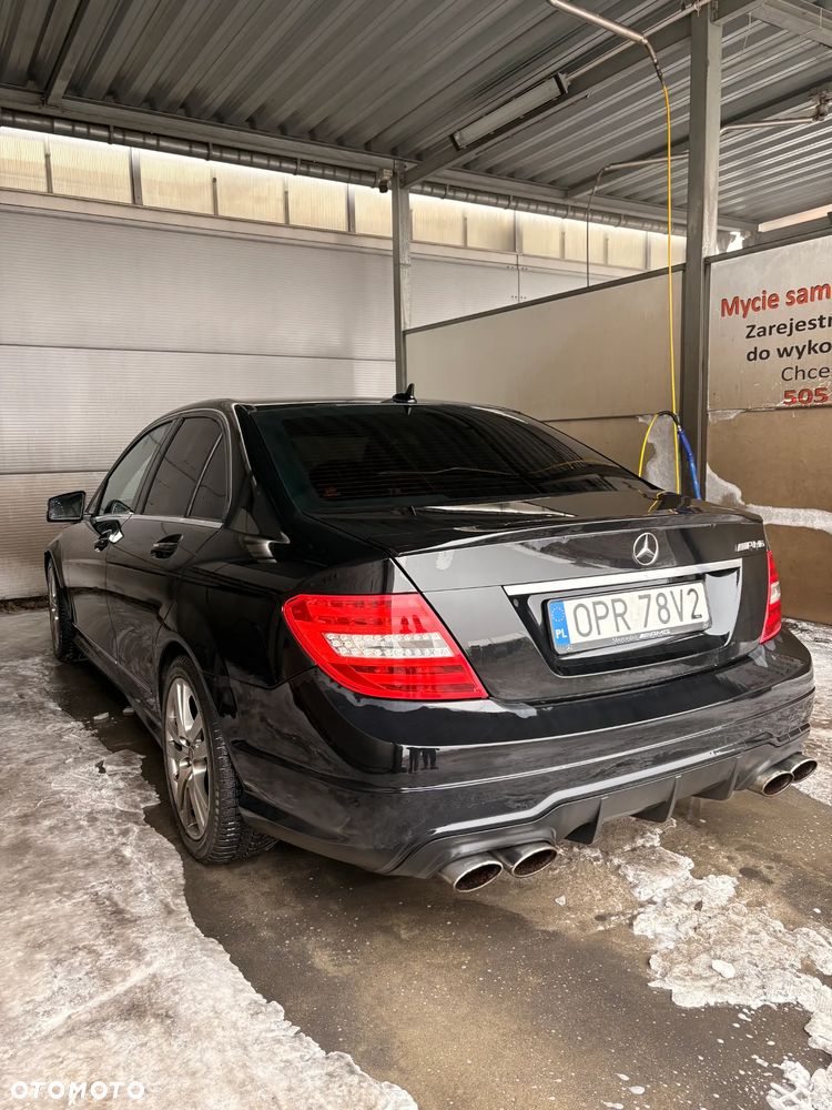 Mercedes-Benz Klasa C - 2