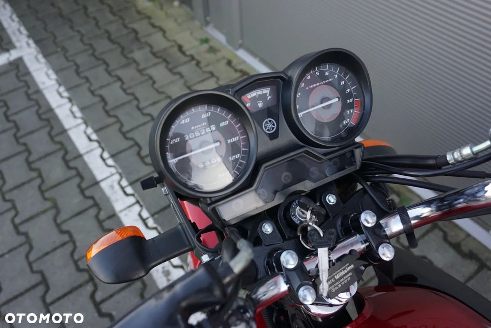 Yamaha YBR - 11