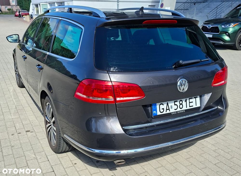Volkswagen Passat 1.6 TDI DPF BlueMot Comfortline - 10