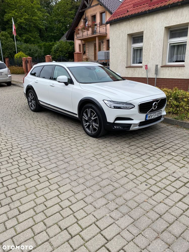 Volvo V90 Cross Country - 7