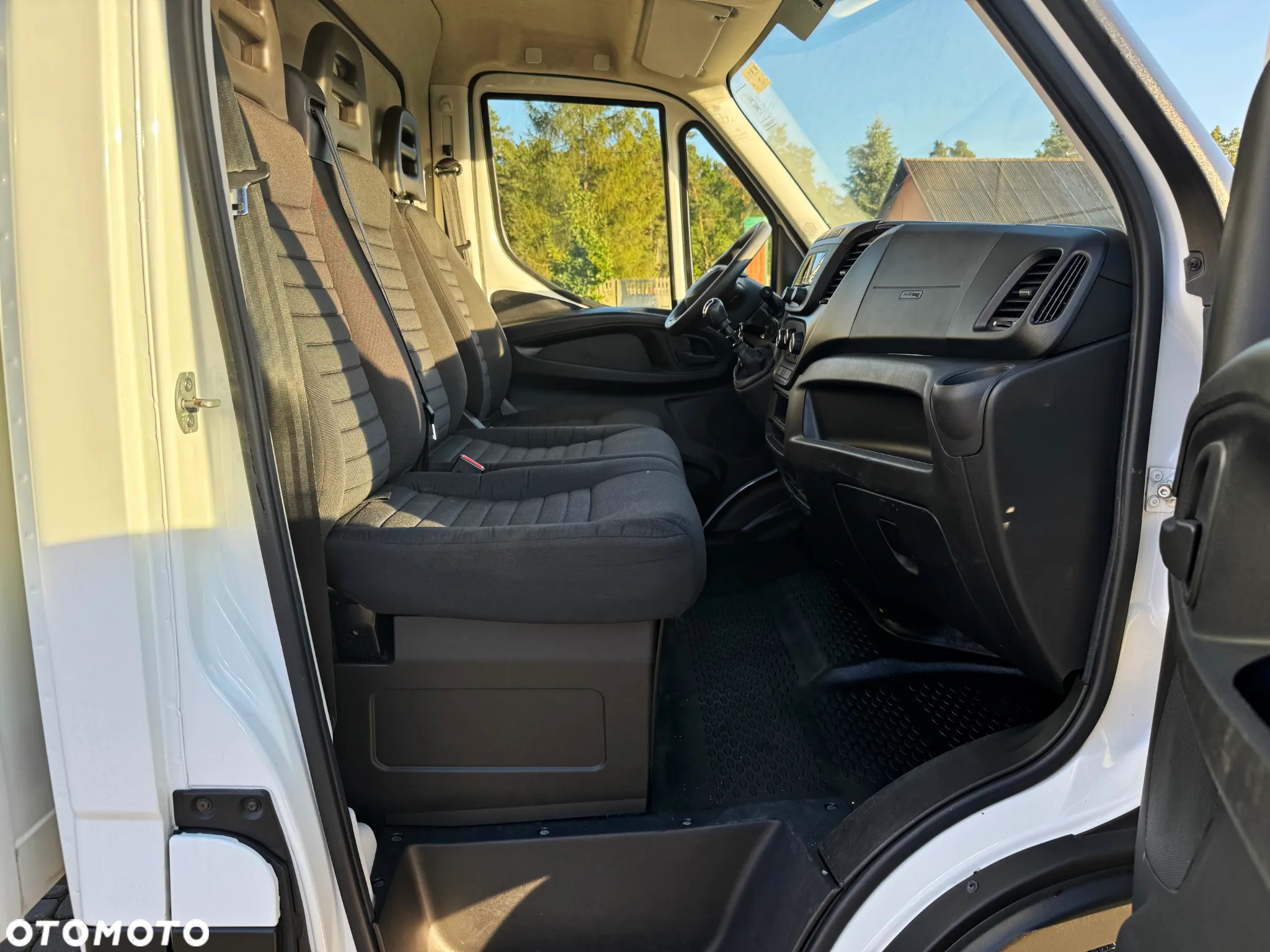 Iveco DAILY 35C16 - 17