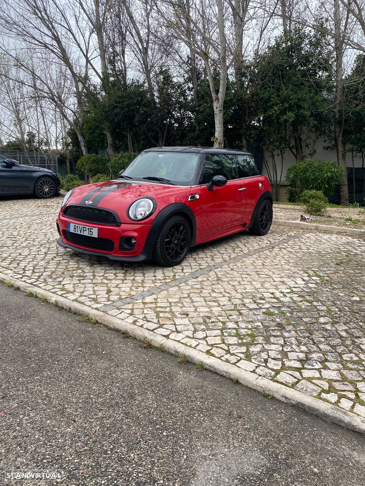 MINI 3 Portas Cooper D - 1