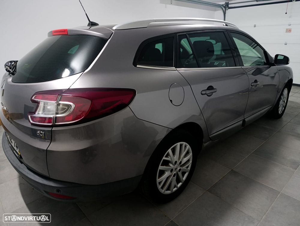 Renault Mégane 1.5 dCi Dynamique - 5