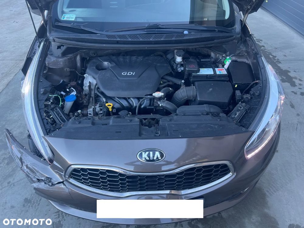 Kia Ceed Cee'd 1.6 GDI L - 19