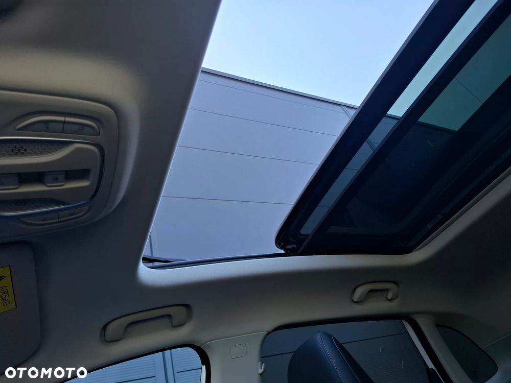 MG ZS Hybrid+ - 22