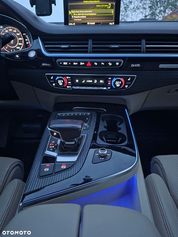 Audi Q7 50 TDI mHEV Quattro S Line Tiptr - 23