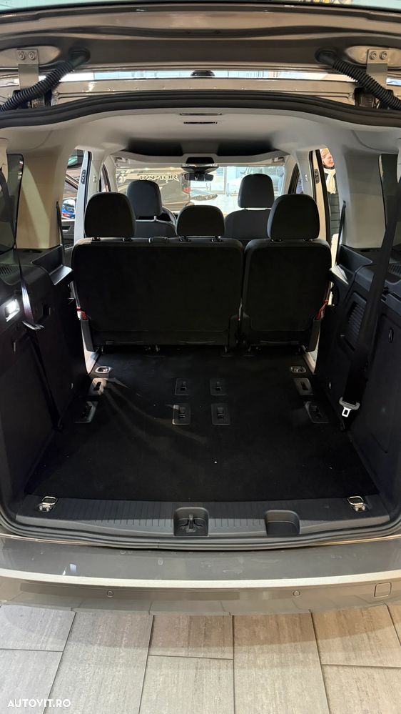 Ford Tourneo Connect 1.5L LWB PHEV Titanium - 22