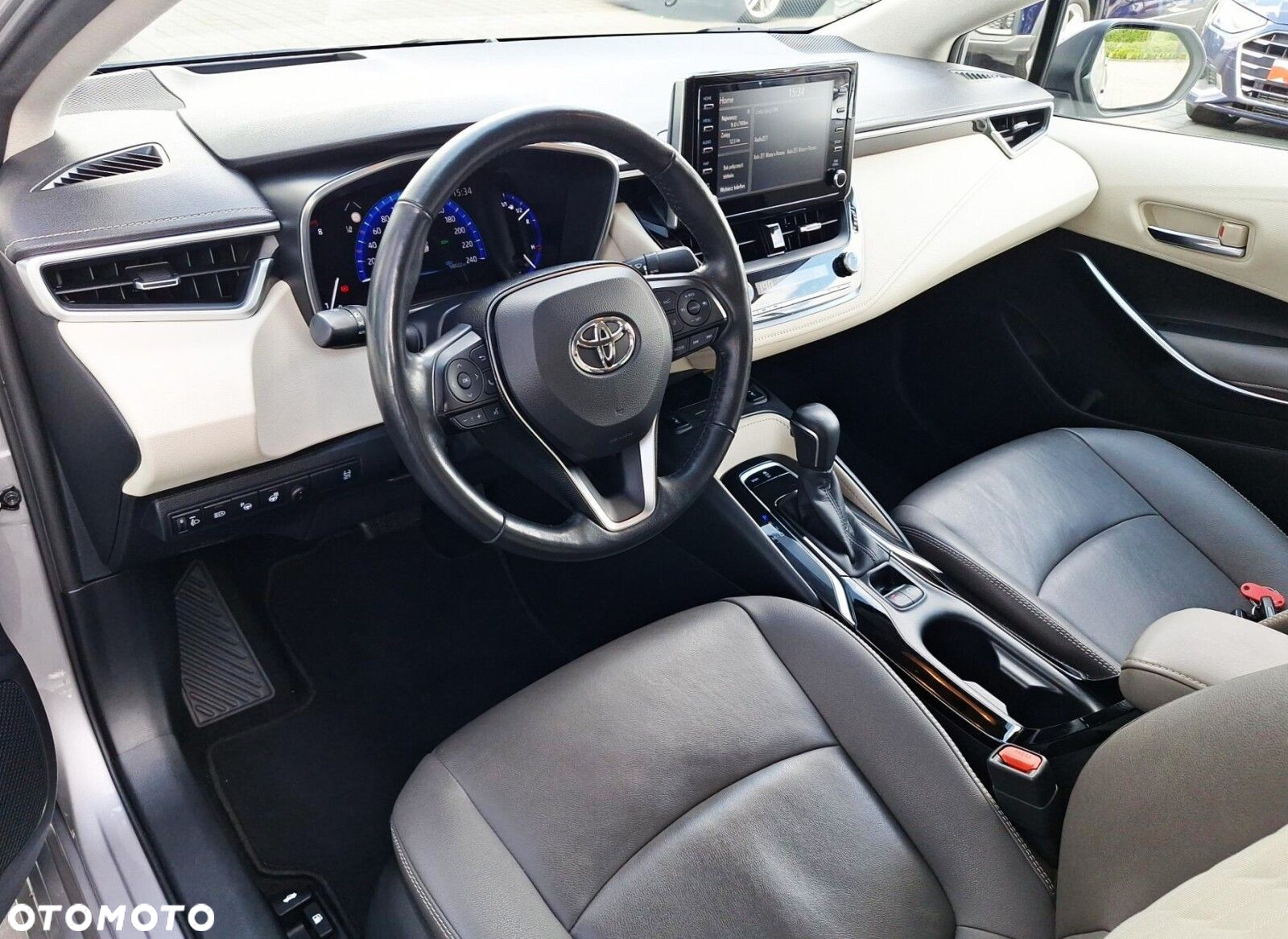 Toyota Corolla - 10
