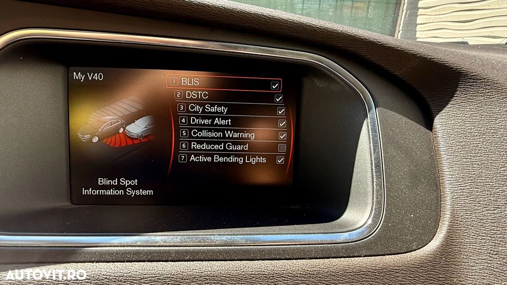 Volvo V40 D2 - 14