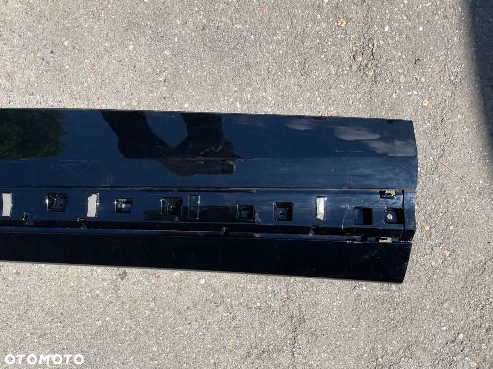 listwa na drzwi lewe przód kia sportage v 5 87723-r2300 - 3