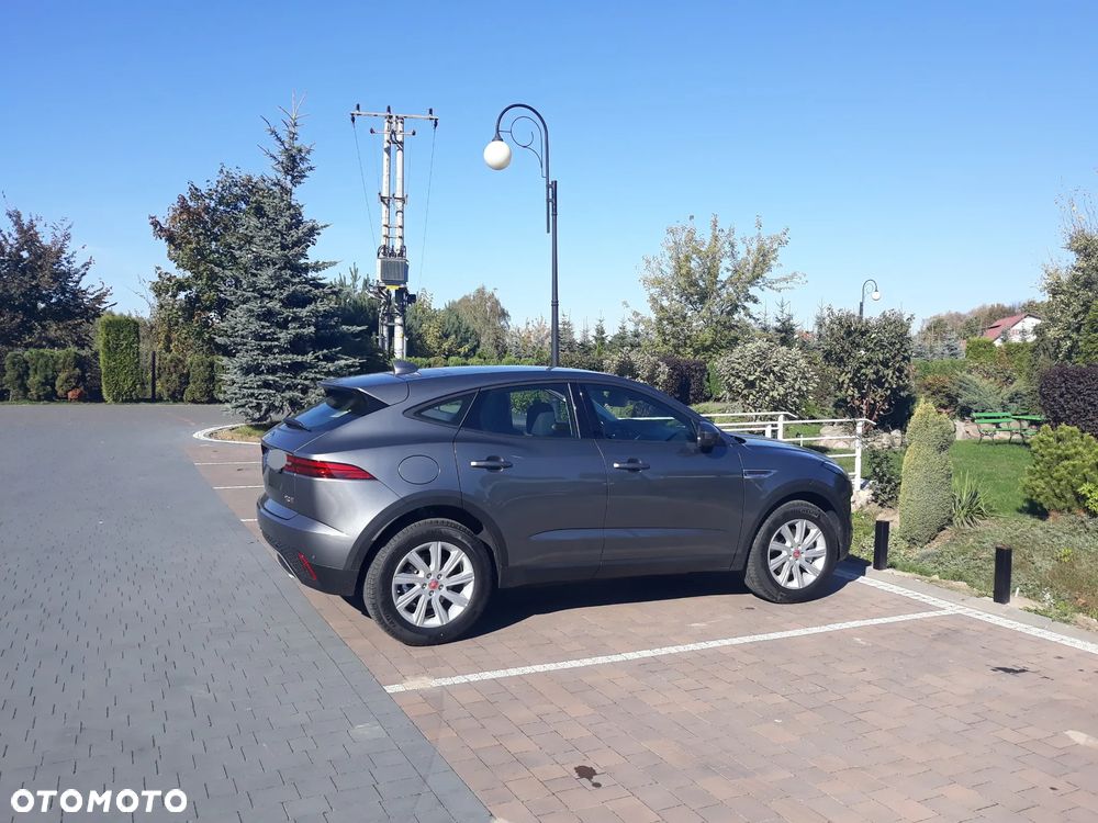 Jaguar E-Pace 2.0 i4D AWD - 2