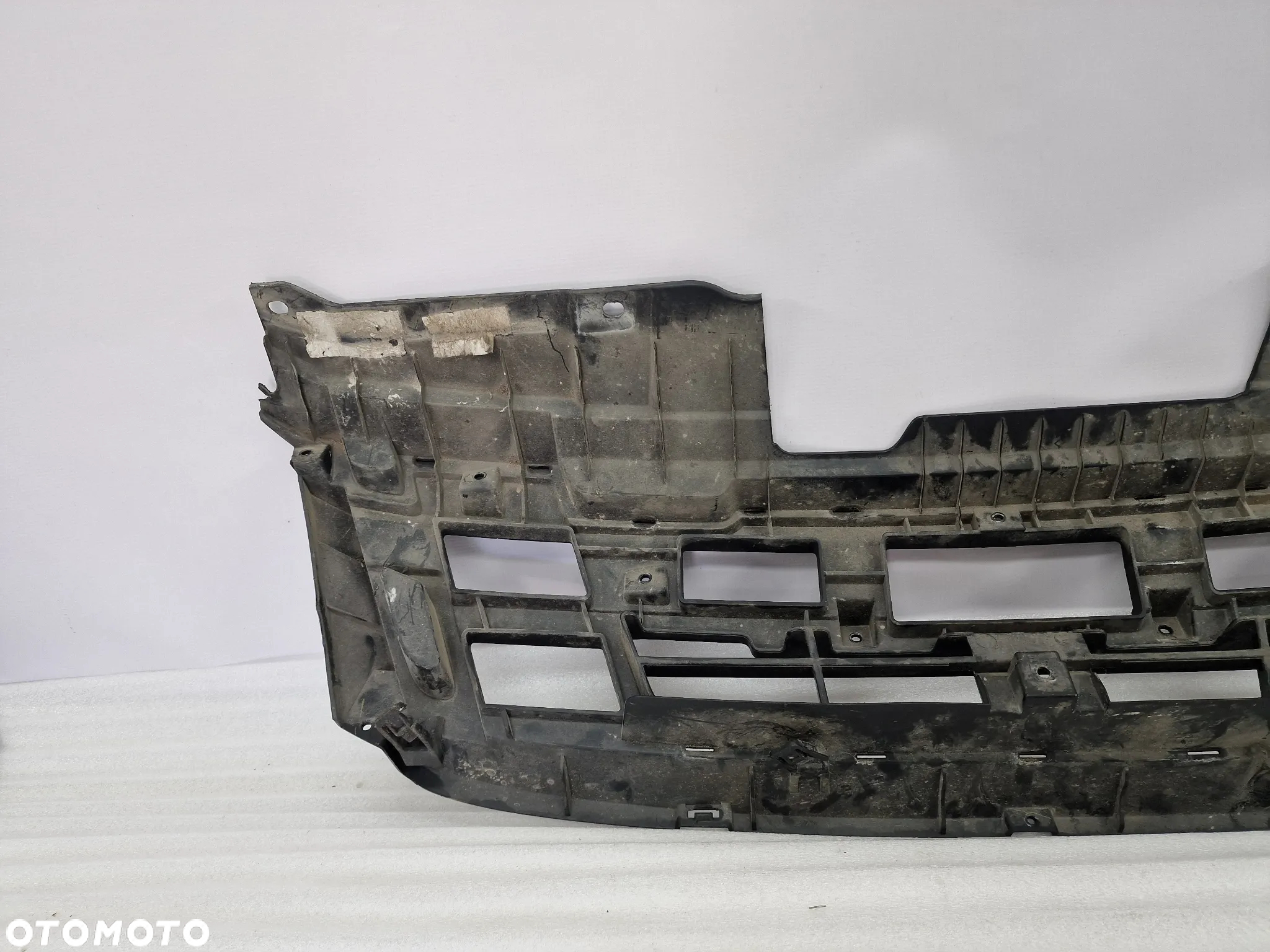 ISUZU D-MAX II 11- ATRAPA / GRILL PRZEDNI PRZÓD , NR AUKCJI GR149 - 9