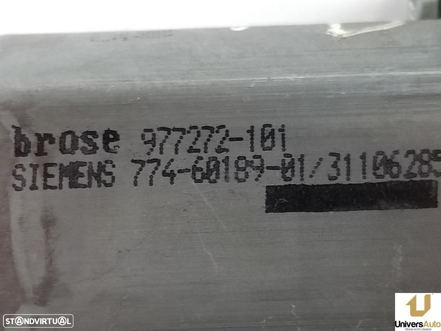 MOTOR ELEVADOR DE VIDRO TRASEIRO DIREITO AUDI Q7 2007 -4L0959802B - 1