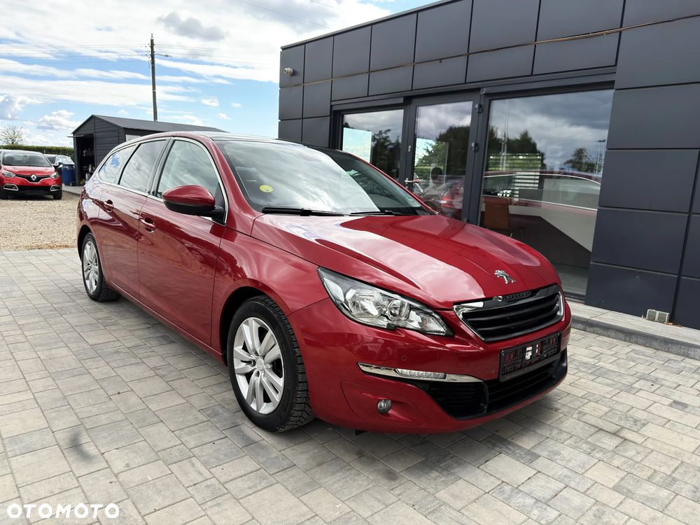 Peugeot 308 1.6 BlueHDi Allure S&S - 15