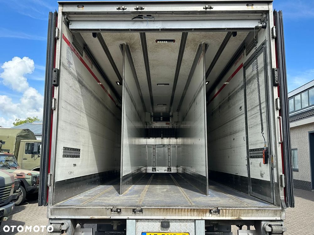 Mercedes-Benz Antos 1824 CARRIER VECTOR 1850 DRZWI + winda i 2x drzwi boczne / 8.35m / z Holandii / Axor man Tgm T1000-R THERMO King Supra 1850 1150 - 11