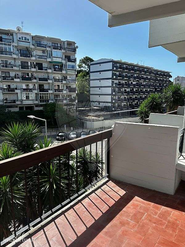 Apartamento T0 para arrendamento - Grande imagem: 2/12