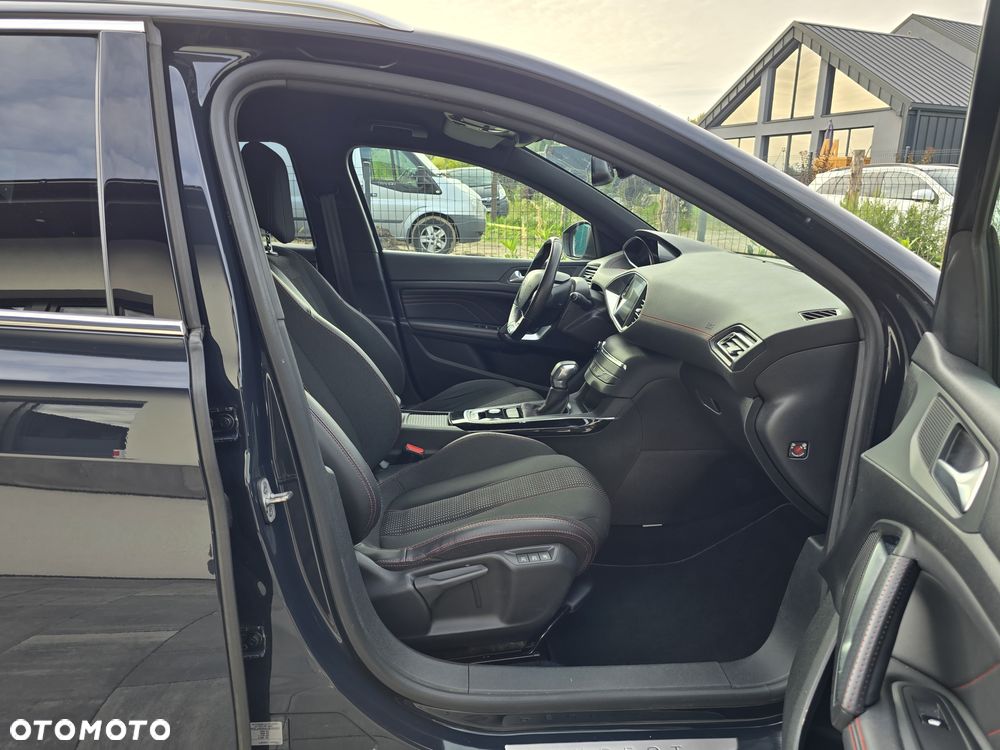 Peugeot 308 BlueHDi FAP 150 EAT6 Stop&Start GT-Line Edition - 29