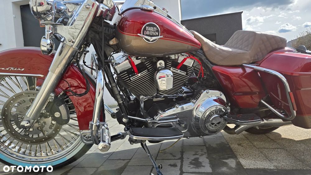 Harley-Davidson Touring Road King - 14