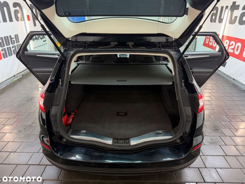 Ford Mondeo - 33