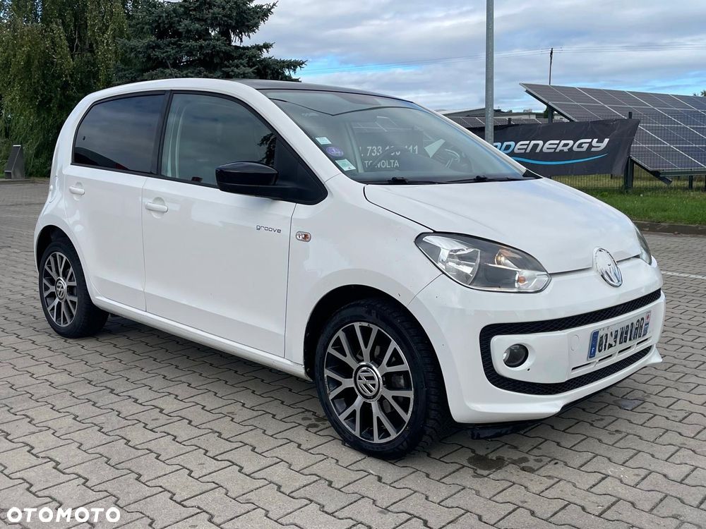 Volkswagen up! groove - 3