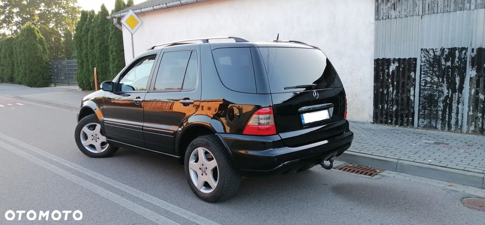 Mercedes-Benz ML - 4