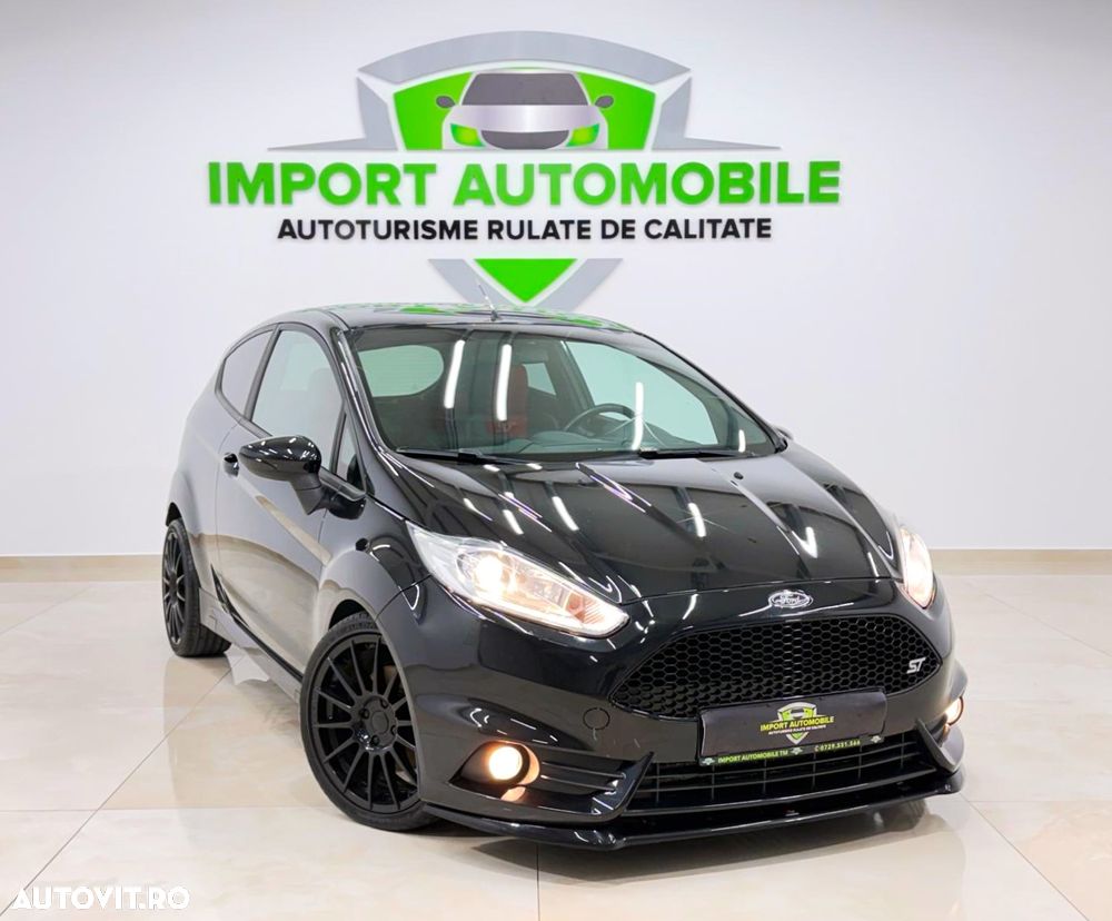 Ford Fiesta 1.6 EcoBoost ST - 11