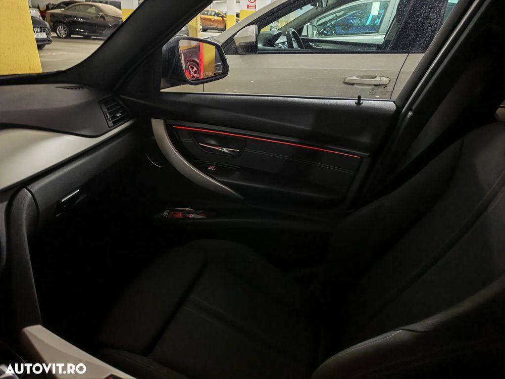 BMW Seria 3 320d Efficient Dynamic Edition Aut. - 16