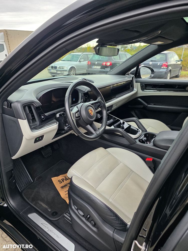 Porsche Cayenne Coupe - 4