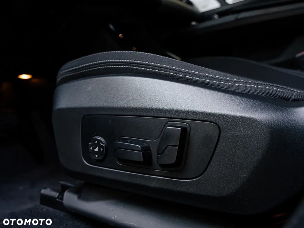 BMW X2 sDrive18d - 13