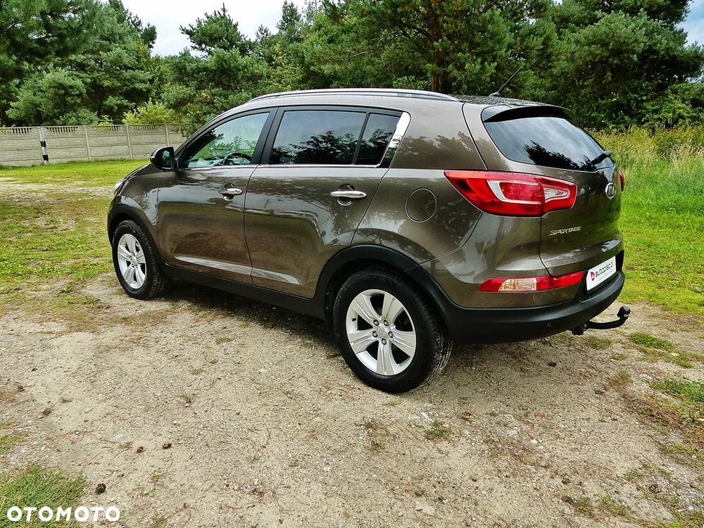 Kia Sportage 2.0 CVVT 2WD Vision - 11