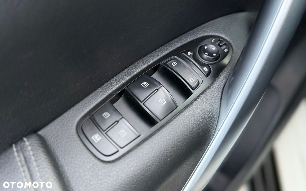 Mercedes-Benz Klasa X 350 d 4MATIC POWER - 36