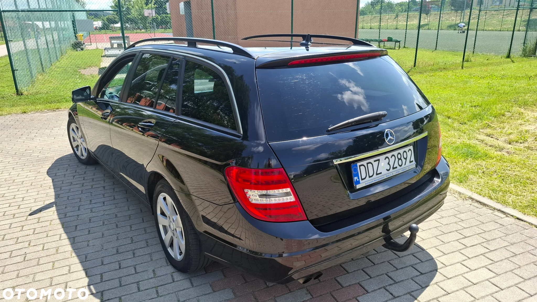 Mercedes-Benz Klasa C 200 T CDI DPF (BlueEFFICIENCY) Elegance - 3