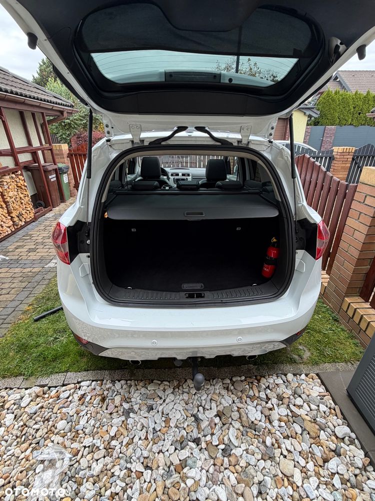 Ford Kuga - 17
