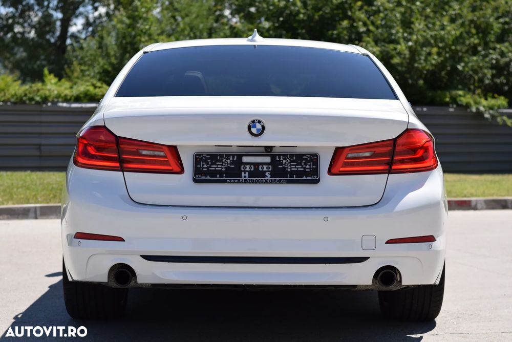 BMW Seria 5 530e Aut. - 37