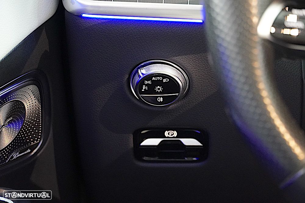 Mercedes-Benz GLC 300 e 4Matic 9G-TRONIC Edition AMG Line - 39